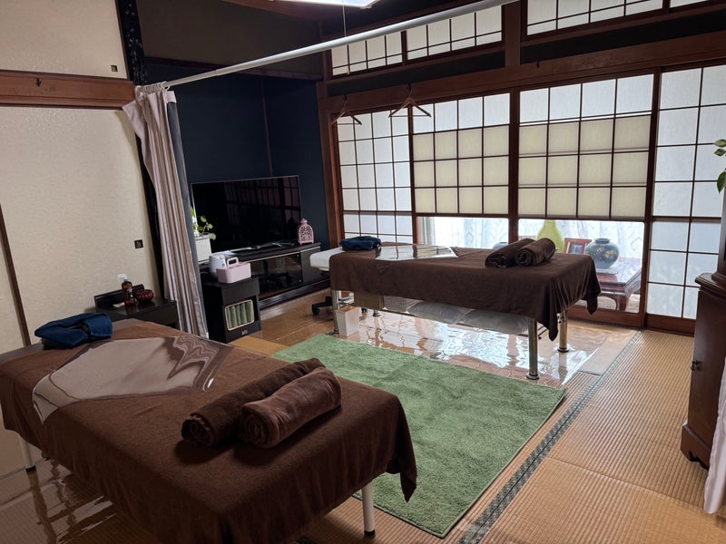 M NUR SALONの画像